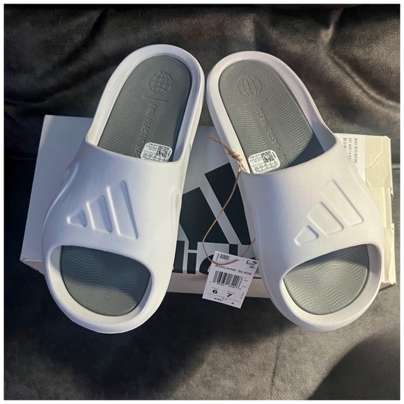 Adidas •  Unisex Eco Adicane Slide Sandals • Dash Grey - Picture 7 of 9